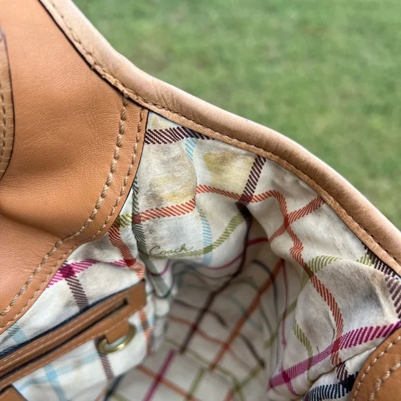 Vintage Coach Tan Leather Ergo Pleated Hobo Satchel 12240 - Picture 9 of 11